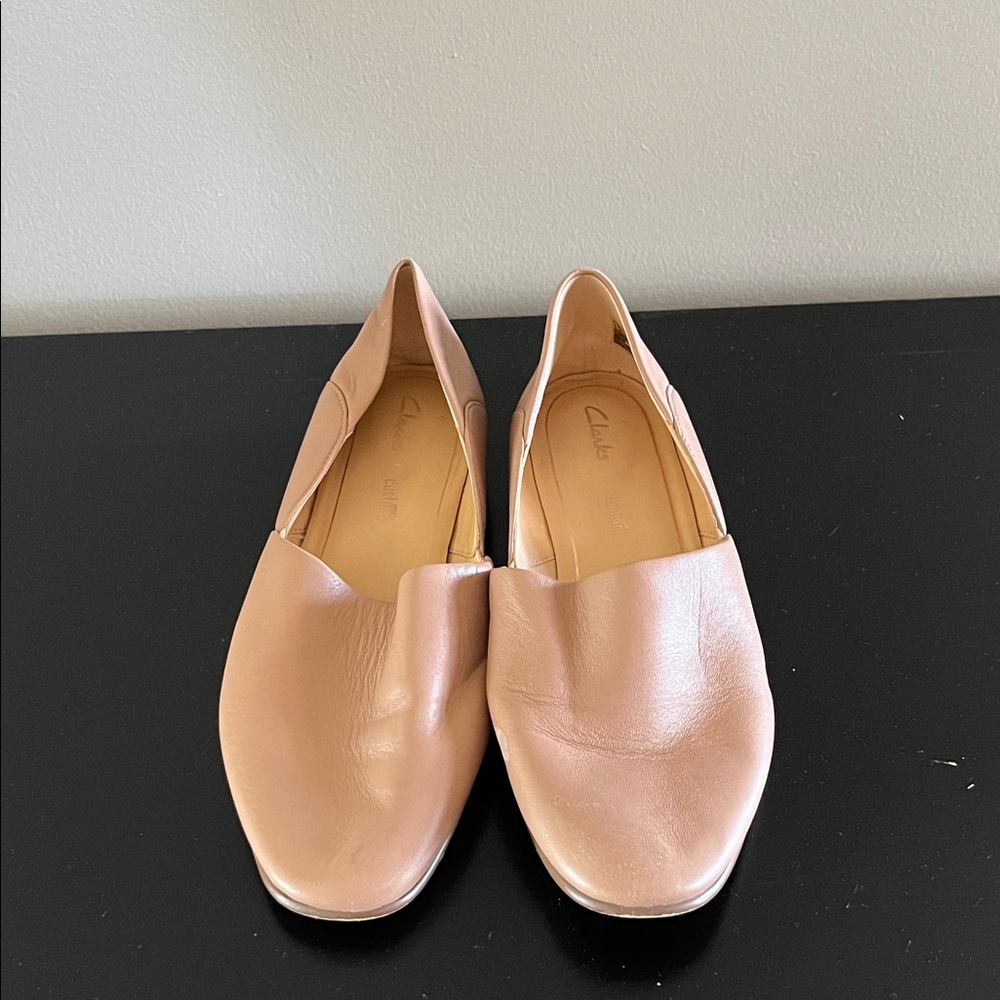 Clarks Women's Blush Flats